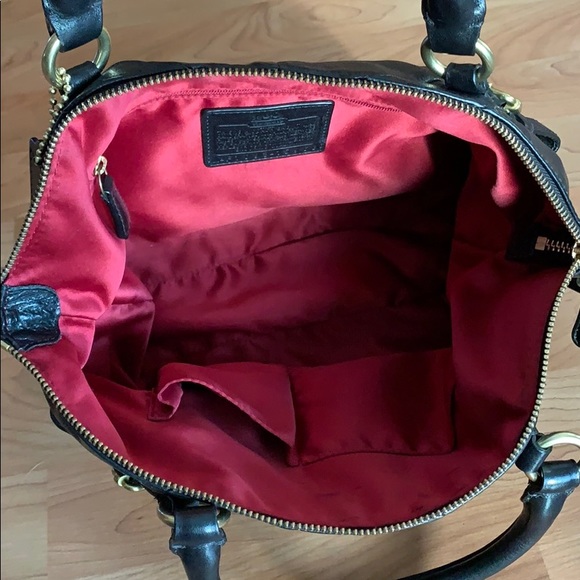 Coach purse - Picture 2 of 3